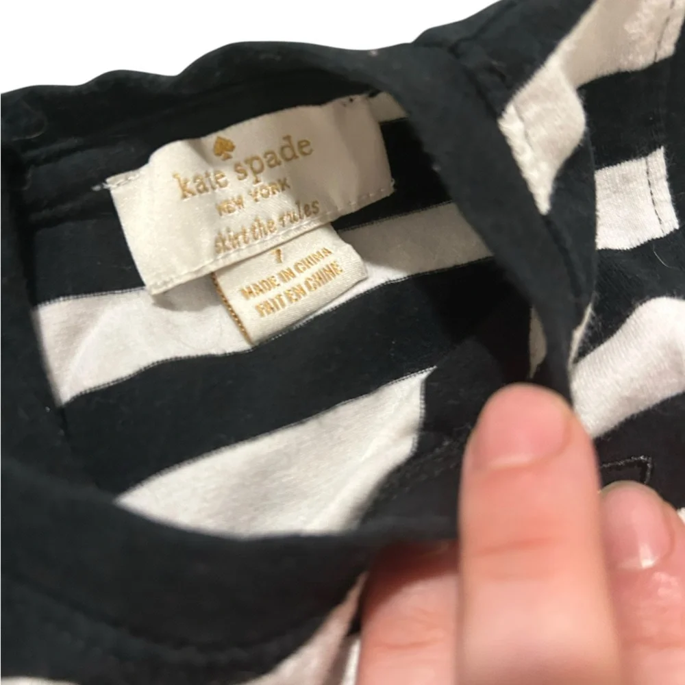 KATE SPADE “off we go” black and white striped graphic girl’s shirt dress size 7